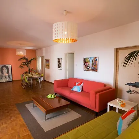 Apartment Living By The Beach Limassol