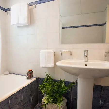 Apartment Living By The Beach Limassol
